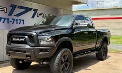 2020 Ram 1500 SLT
