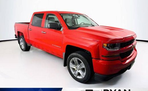 2018 Chevrolet Silverado Custom