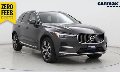 2023 Volvo XC60 Plus Bright