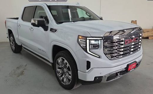 2026 GMC Sierra Denali