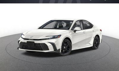 2026 Toyota Camry SE