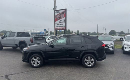 2024 Toyota RAV4 XLE