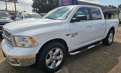 2019 Ram 1500 SLT