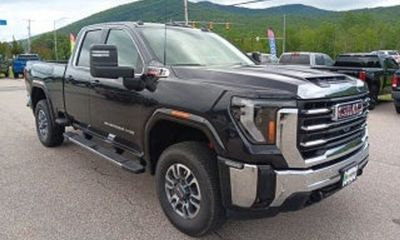 2026 GMC Sierra HD SLE