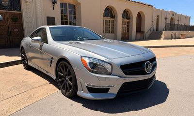 2014 Mercedes-Benz SL-Class SL63 AMG
