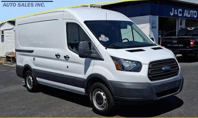 2018 Ford Transit 150 SWB Medium