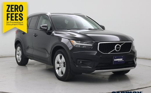 2021 Volvo XC40 Momentum