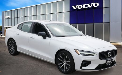 2022 Volvo S60