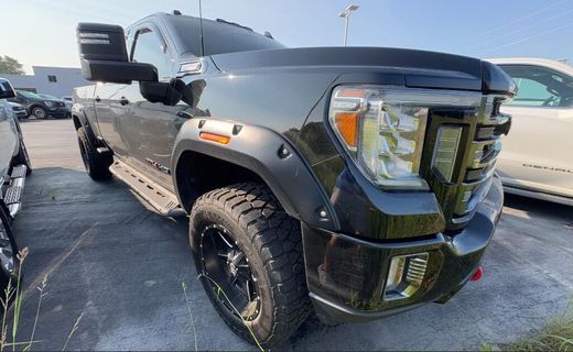 2021 GMC Sierra AT4