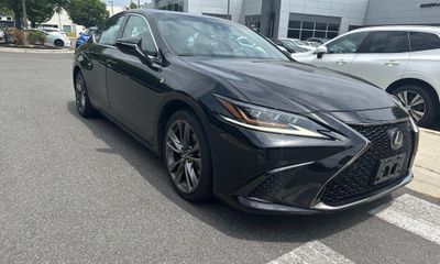 2019 Lexus ES 350
