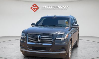 2023 Lincoln Navigator Standard