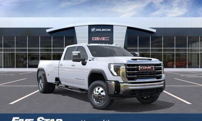 2026 GMC Sierra HD SLT