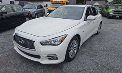 2017 Infiniti Q50 Premium