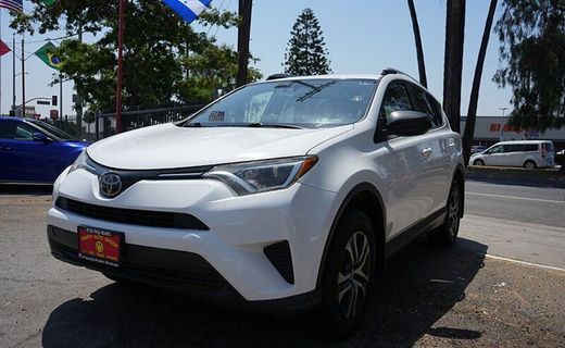 2018 Toyota RAV4 LE
