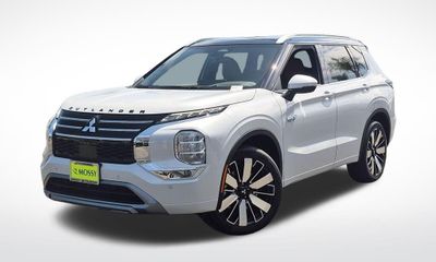 2026 Mitsubishi Outlander Plug IN Hybrid