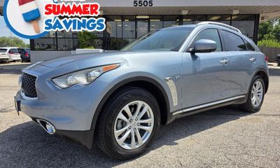 2017 Infiniti QX70 Standard
