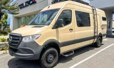 2022 Mercedes-Benz Sprinter 907 VS30