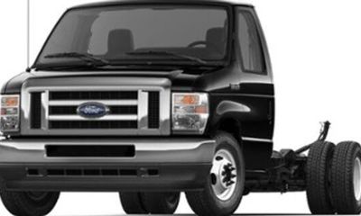 2027 Ford E-450 Base