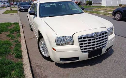 2005 Chrysler 300 Base