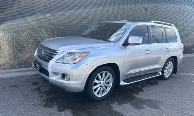 2011 Lexus LX 570