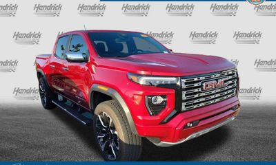 2024 GMC Canyon Denali