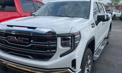 2023 GMC Sierra Denali