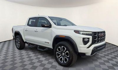 2024 GMC Canyon AT4