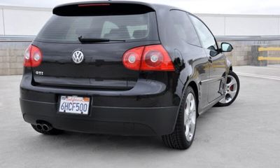 2009 Volkswagen GTI Base Pzev Hatchback