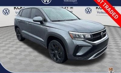 2023 Volkswagen Taos SE W Sunroof