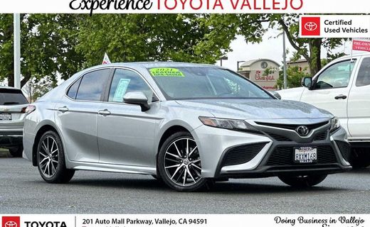 2021 Toyota Camry SE