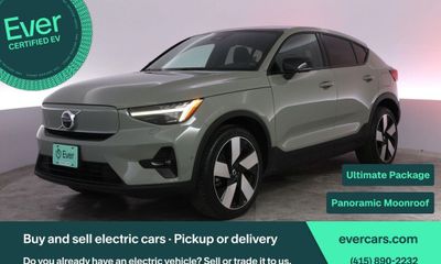 2023 Volvo C40 Ultimate Dark