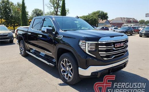 2026 GMC Sierra SLT