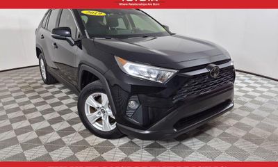 2019 Toyota RAV4 XLE Premium