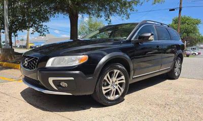 2014 Volvo XC70 32