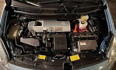 2012 Toyota Prius Base
