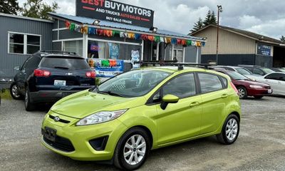 2012 Ford Fiesta SE