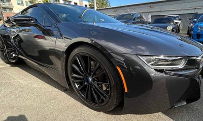 2019 BMW I8 Roadster