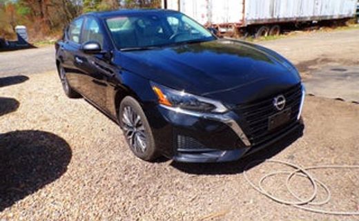 2024 Nissan Altima SV