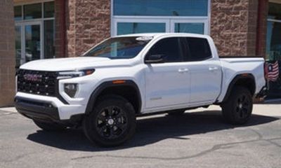 2023 GMC Canyon Elevation