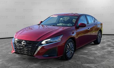 2023 Nissan Altima SV