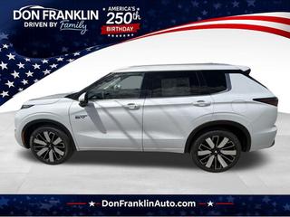 2026 Mitsubishi Outlander SEL