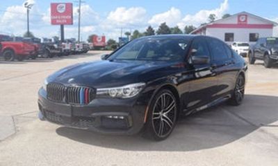 2018 BMW 740i