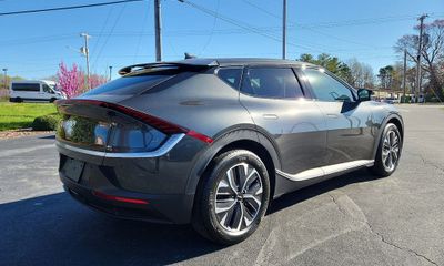 2024 Kia EV6 Light Wind