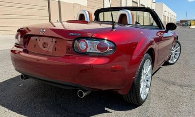 2006 Mazda MX-5 Touring