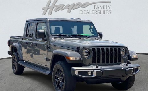 2022 Jeep Gladiator Sport