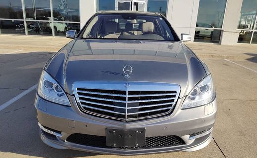 2011 Mercedes-Benz S-Class S550