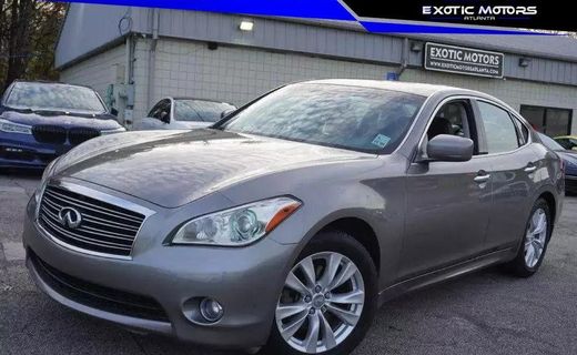 2011 Infiniti M37