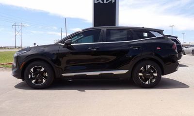 2026 Kia Sportage LX