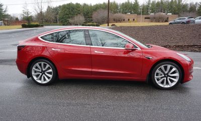 2018 Tesla Model 3 Long Range