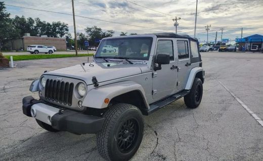 2014 Jeep Wrangler Sahara